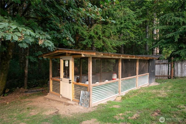 16518 135th Avenue NE, Arlington, WA 98223