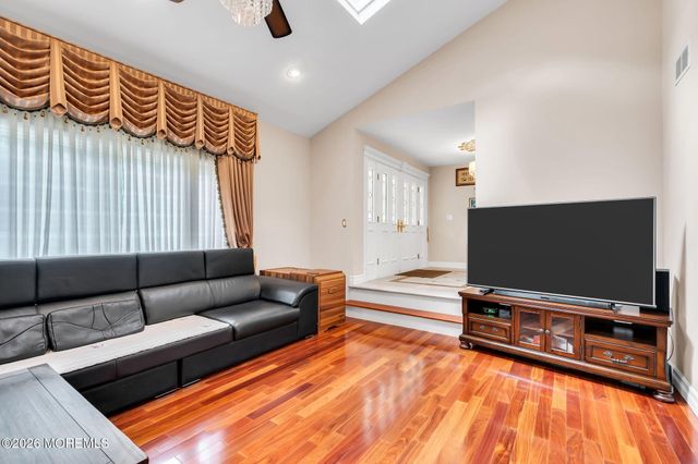 30 Mount Drive, Holmdel, NJ 07733