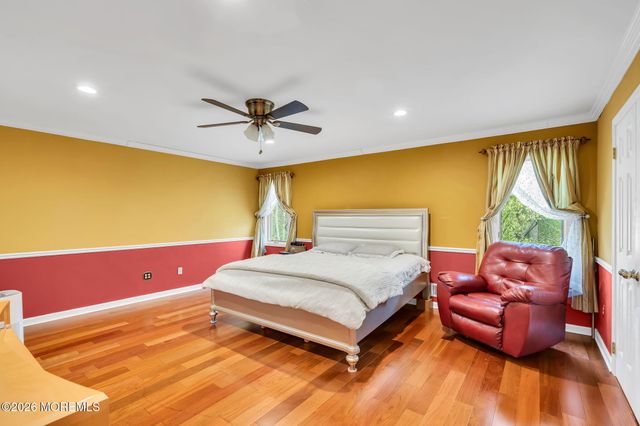30 Mount Drive, Holmdel, NJ 07733