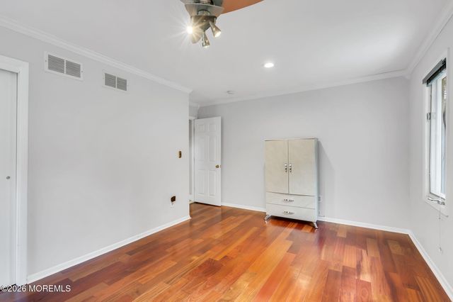 30 Mount Drive, Holmdel, NJ 07733