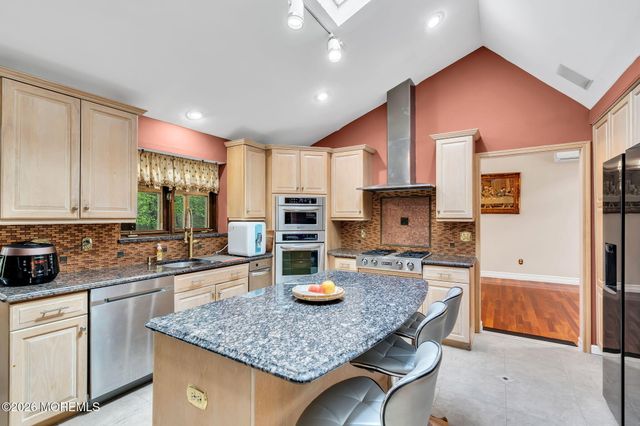 30 Mount Drive, Holmdel, NJ 07733