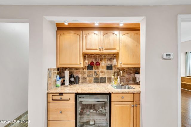 30 Mount Drive, Holmdel, NJ 07733