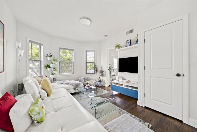 27 Whitten St 2, Boston, MA 02122