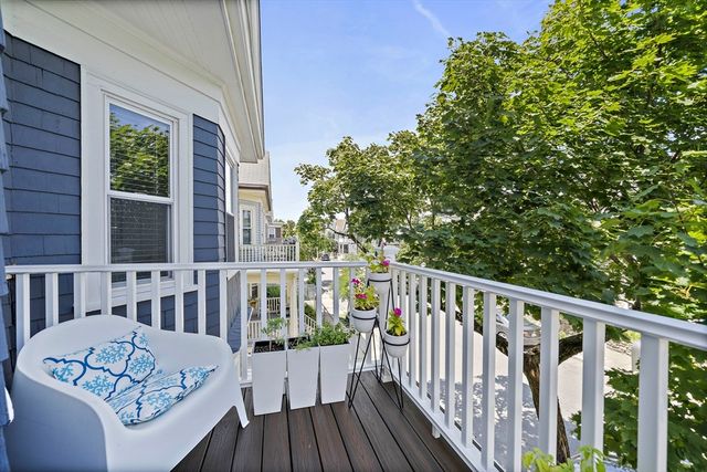27 Whitten St 2, Boston, MA 02122