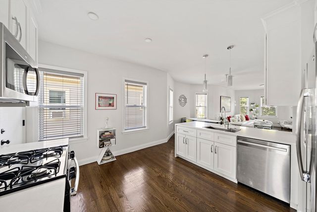 27 Whitten St 2, Boston, MA 02122