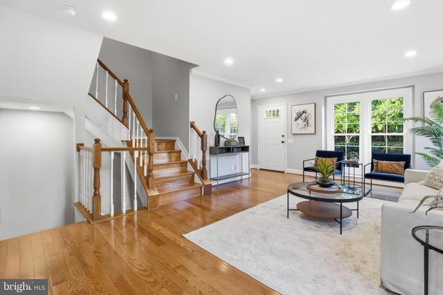 43790 LABURNUM SQ, Ashburn, VA 20147