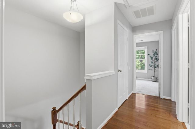 43790 LABURNUM SQ, Ashburn, VA 20147
