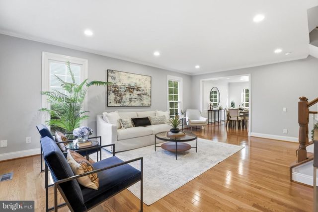 43790 LABURNUM SQ, Ashburn, VA 20147