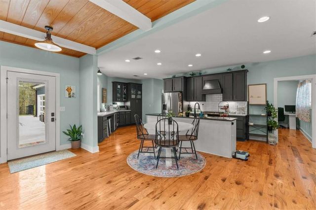 1233 Whooping Creek Road, Carrollton, GA 30116