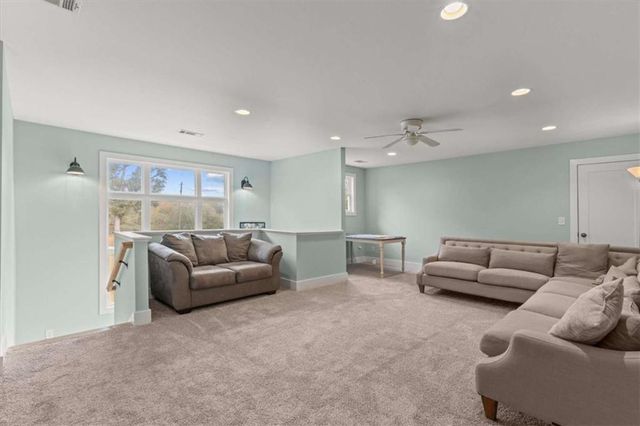 1233 Whooping Creek Road, Carrollton, GA 30116