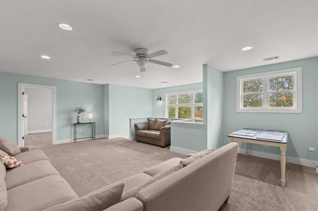 1233 Whooping Creek Road, Carrollton, GA 30116