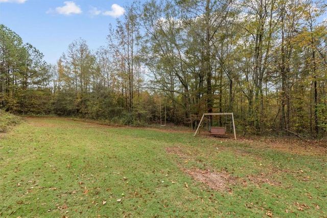 1233 Whooping Creek Road, Carrollton, GA 30116