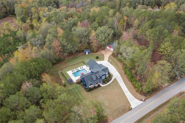 1233 Whooping Creek Road, Carrollton, GA 30116