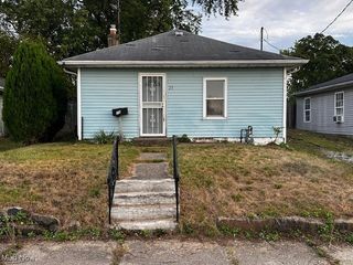 75 W Dartmore Avenue, Akron, OH 44301