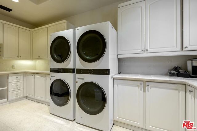 338 Toro Canyon Road, Carpinteria, CA 93013