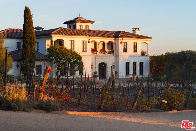 338 Toro Canyon Road, Carpinteria, CA 93013