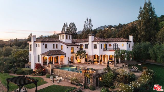 338 Toro Canyon Road, Carpinteria, CA 93013