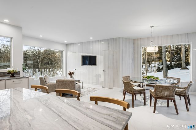 475 Fence Row Drive, Fairfield, CT 06824