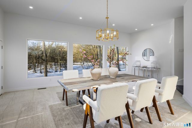 475 Fence Row Drive, Fairfield, CT 06824