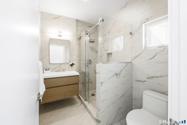 475 Fence Row Drive, Fairfield, CT 06824