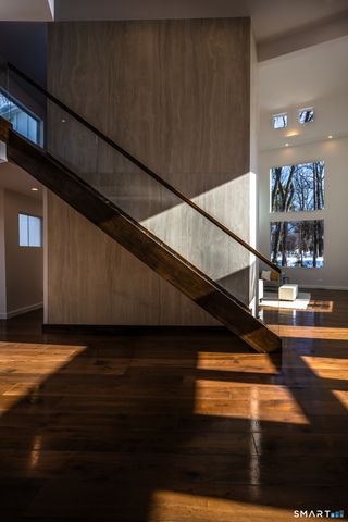 475 Fence Row Drive, Fairfield, CT 06824