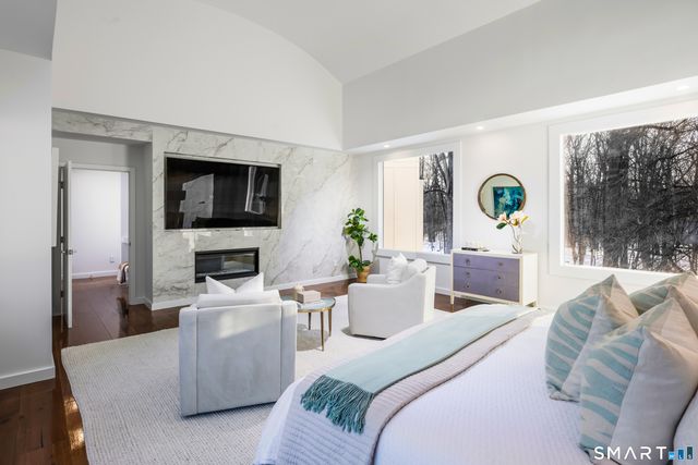 475 Fence Row Drive, Fairfield, CT 06824