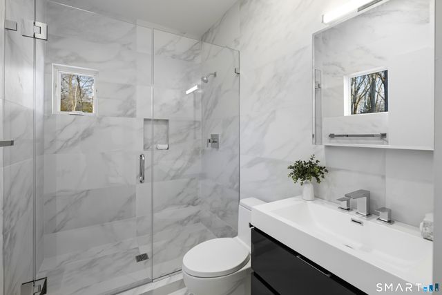 475 Fence Row Drive, Fairfield, CT 06824