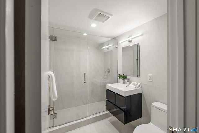 475 Fence Row Drive, Fairfield, CT 06824