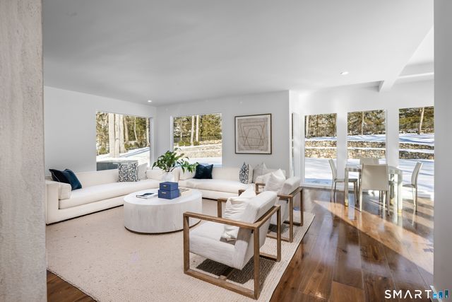 475 Fence Row Drive, Fairfield, CT 06824