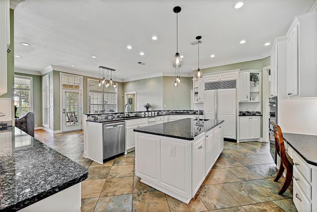 948 Upper Elgin River RD, Elgin, TX 78621