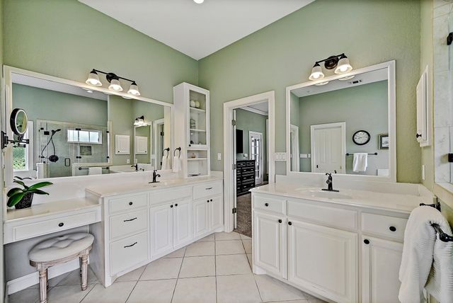 948 Upper Elgin River RD, Elgin, TX 78621