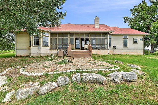 948 Upper Elgin River RD, Elgin, TX 78621