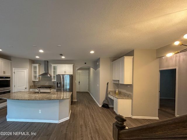 2734 COPPERWOOD Avenue, Orange Park, FL 32073