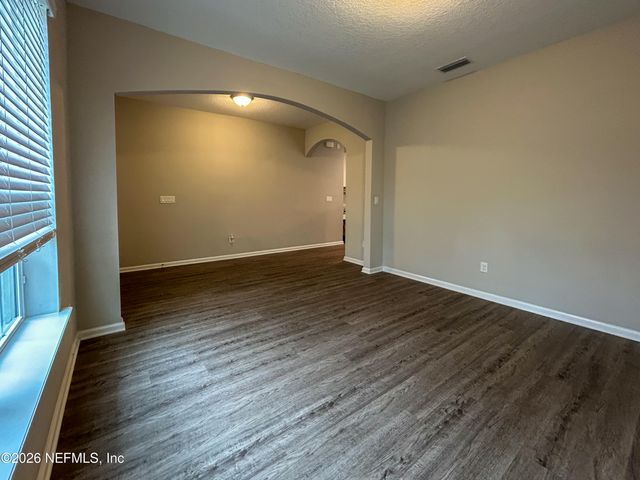 2734 COPPERWOOD Avenue, Orange Park, FL 32073