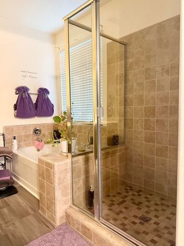 3934 E Willow Avenue, Visalia, CA 93292