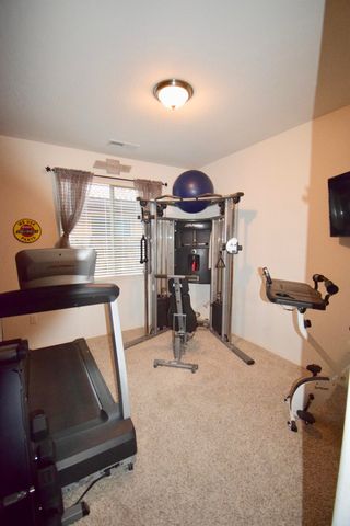 3934 E Willow Avenue, Visalia, CA 93292