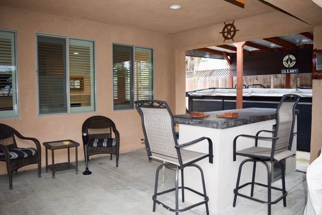 3934 E Willow Avenue, Visalia, CA 93292