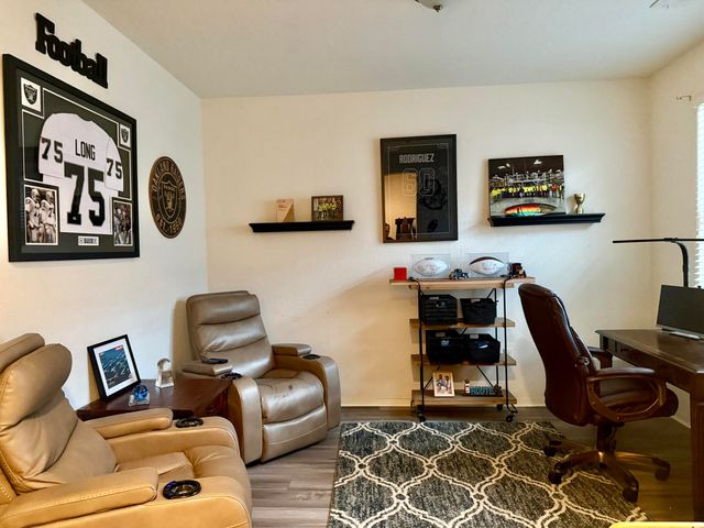 3934 E Willow Avenue, Visalia, CA 93292