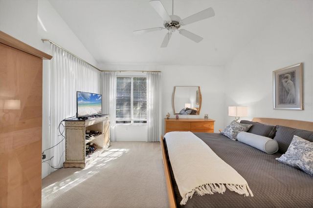 7621 WHITEBRIDGE GLEN, University Park, FL 34201