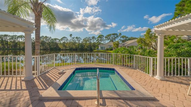 7621 WHITEBRIDGE GLEN, University Park, FL 34201