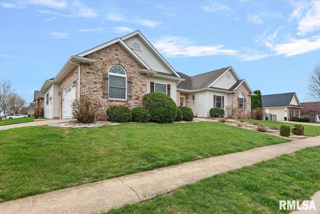 4800 LONGFELLOW Drive, Springfield, IL 62711