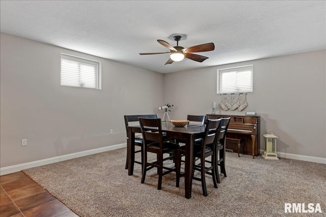 4800 LONGFELLOW Drive, Springfield, IL 62711