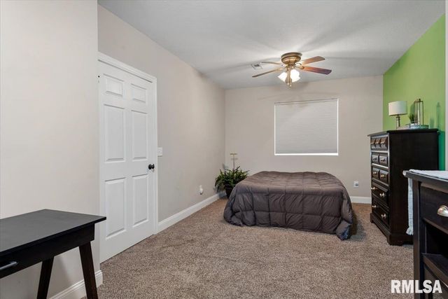 4800 LONGFELLOW Drive, Springfield, IL 62711