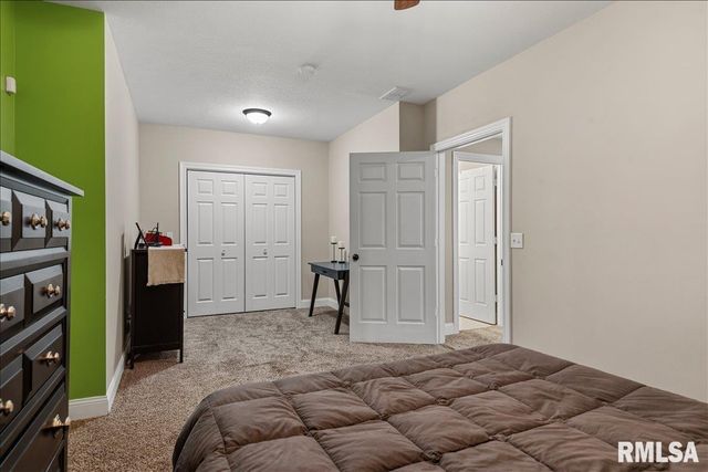 4800 LONGFELLOW Drive, Springfield, IL 62711