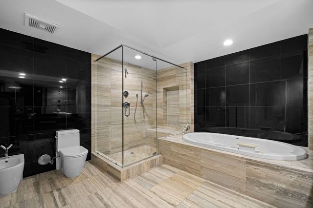 101 S Fort Lauderdale Beach Boulevard 607, Fort Lauderdale, FL 33316