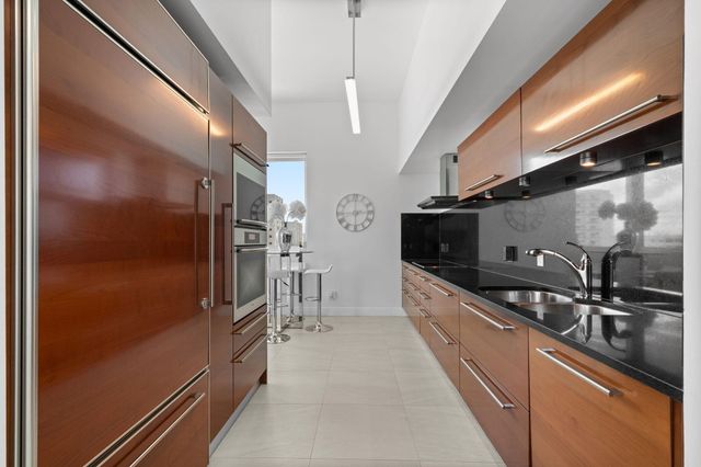 101 S Fort Lauderdale Beach Boulevard 607, Fort Lauderdale, FL 33316