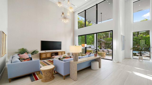 254 NE 4th Street, Boca Raton, FL 33432