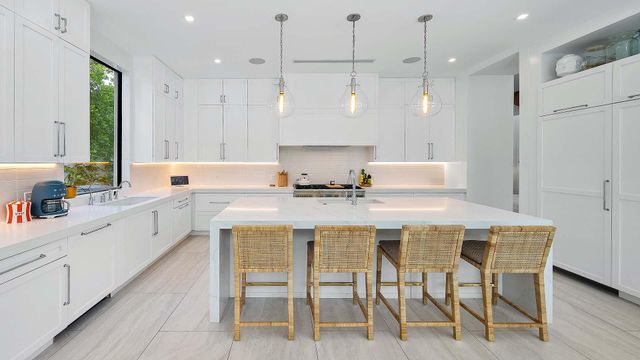254 NE 4th Street, Boca Raton, FL 33432