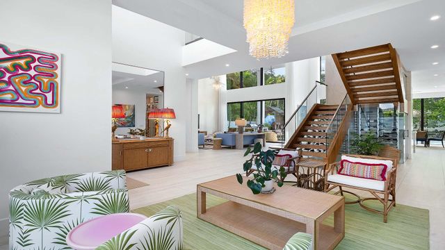 254 NE 4th Street, Boca Raton, FL 33432