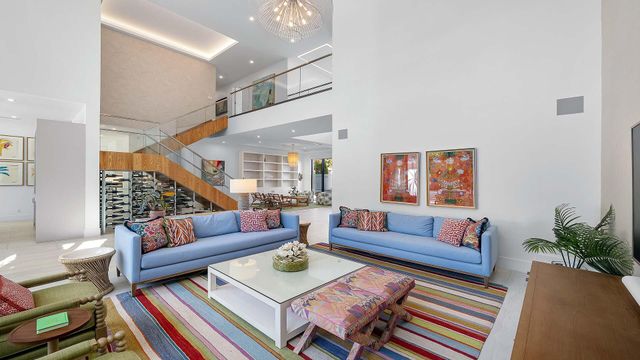 254 NE 4th Street, Boca Raton, FL 33432